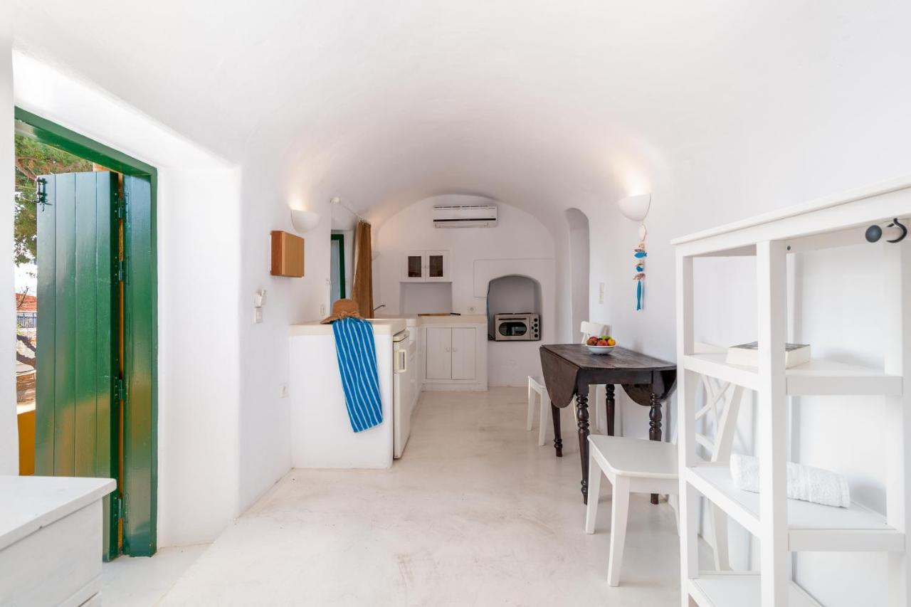Atlantis Houses Chalki Town Exterior photo